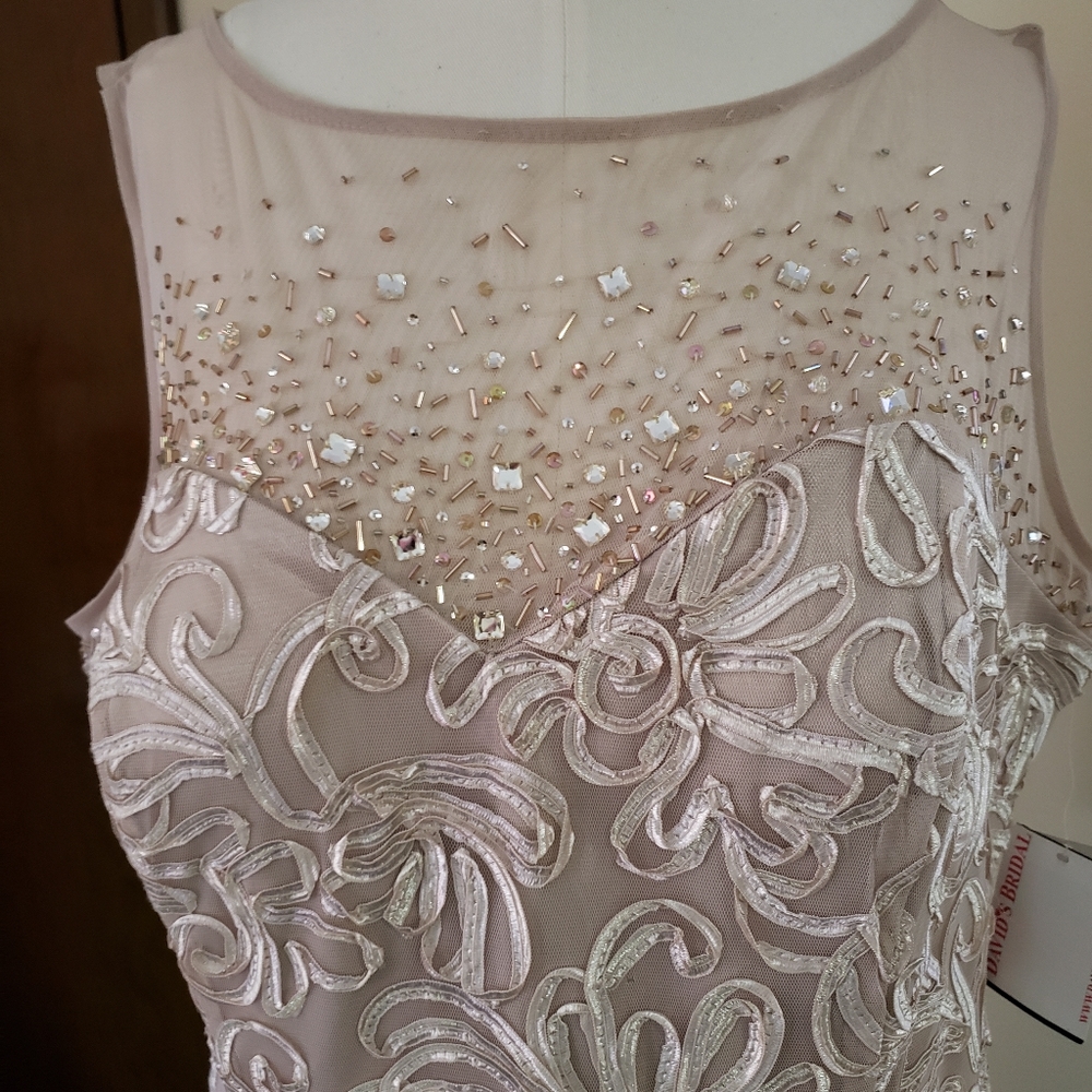 Dress - Picture 3 of 3